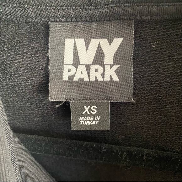 Ivy Park Black Cropped Sleeveless Hoodie with Logo Patch Size XS - Picture 7 of 8